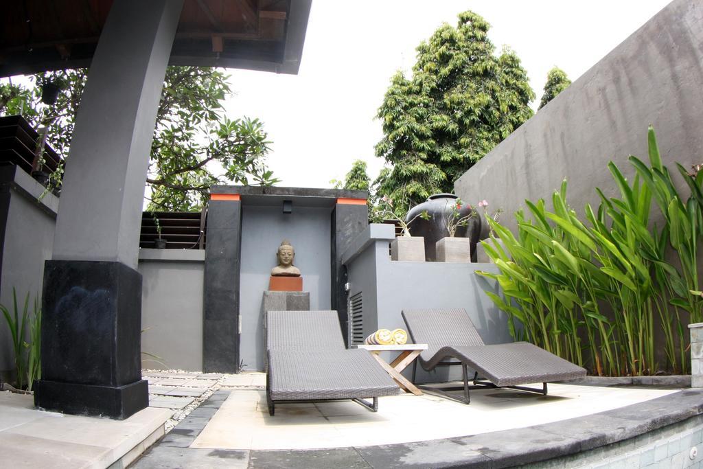 Villa D'Suite Seminyak Zewnętrze zdjęcie